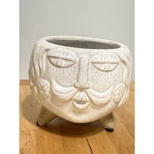 Small Ceramic Pot With face 4.5 in X 4.5 in NWOT